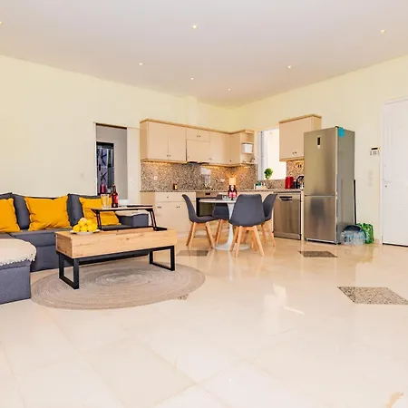 Krinesgreece * Tarsina